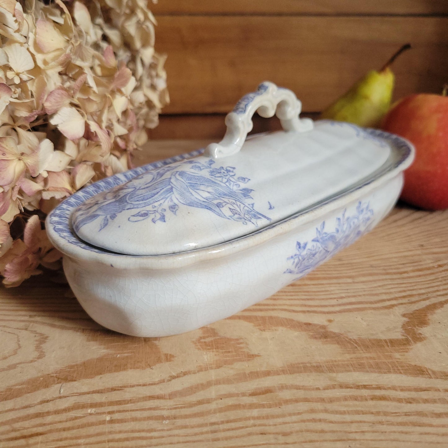 Antique Transferware Soap Dish with Lid, Lilac Blue Floral Design, France c.1890