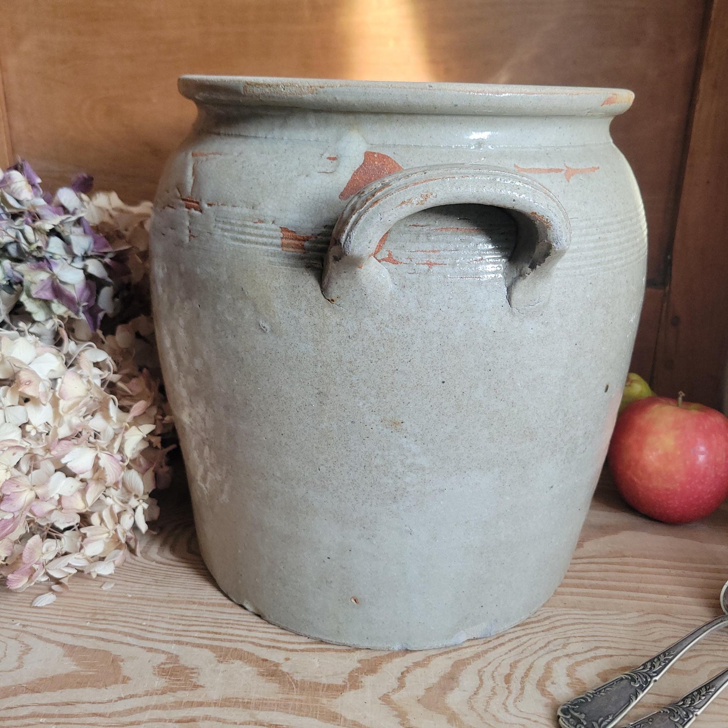 Very Large Ecru Greige Antique Confit Pot with Attached Handles, La Borne c.1900