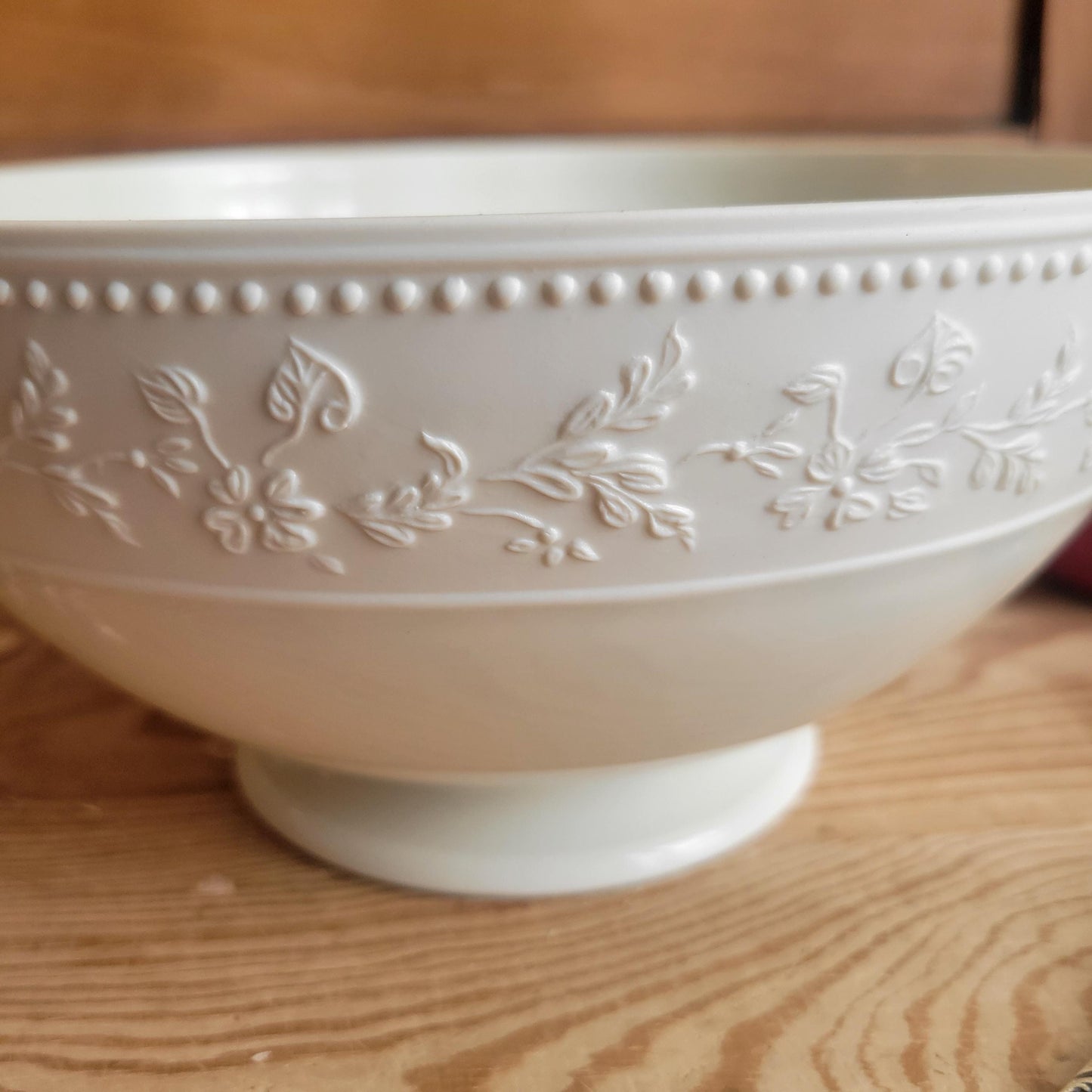 Limoges Porcelain Bowl with Moulded Frieze and Pearl Beading, France c.1900