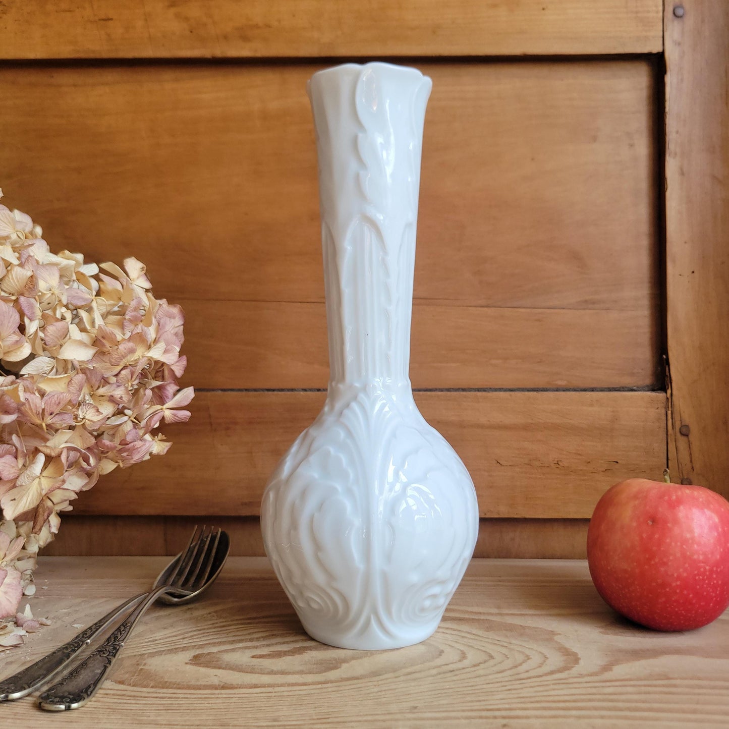 Bareuther Porcelain Vase, Art Nouveau Floral Form, Bavaria c.1960