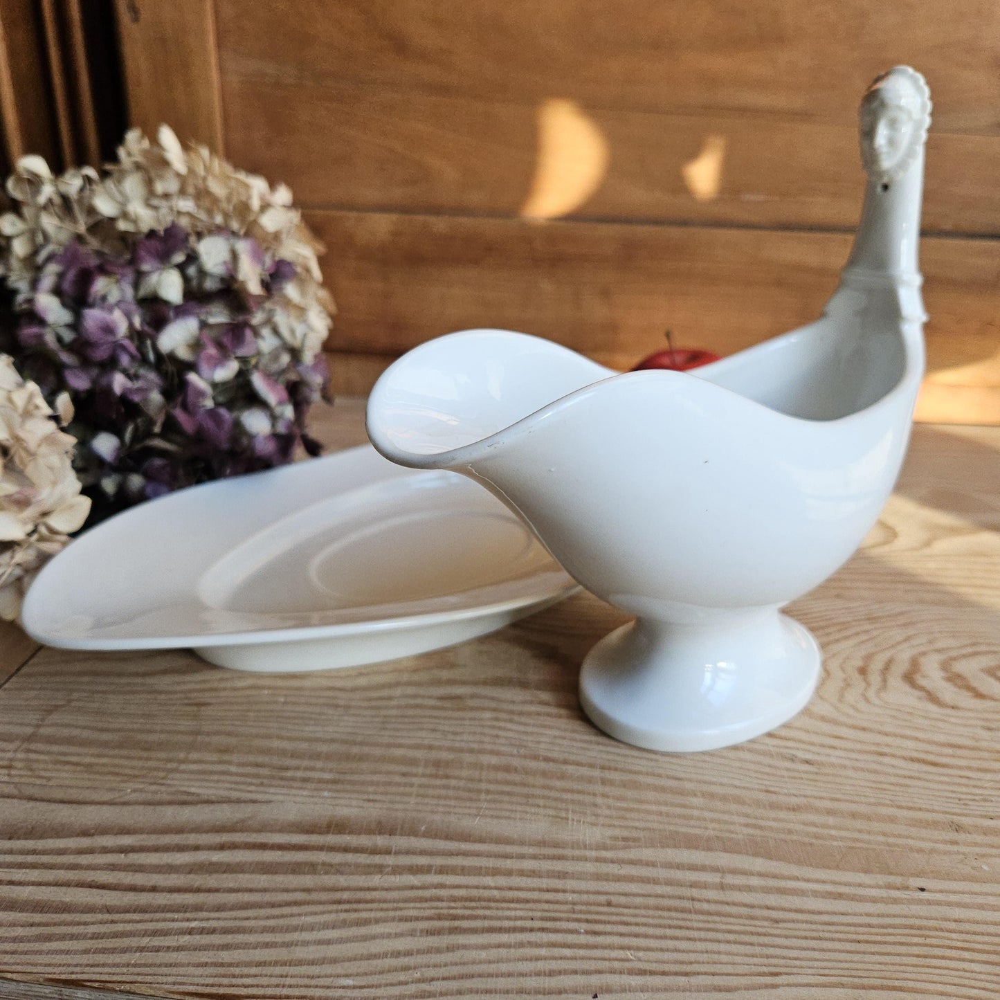 Early 19thCentury French Porcelain Saucier Footed Sauce Boat Paris c1840 Ravier Base