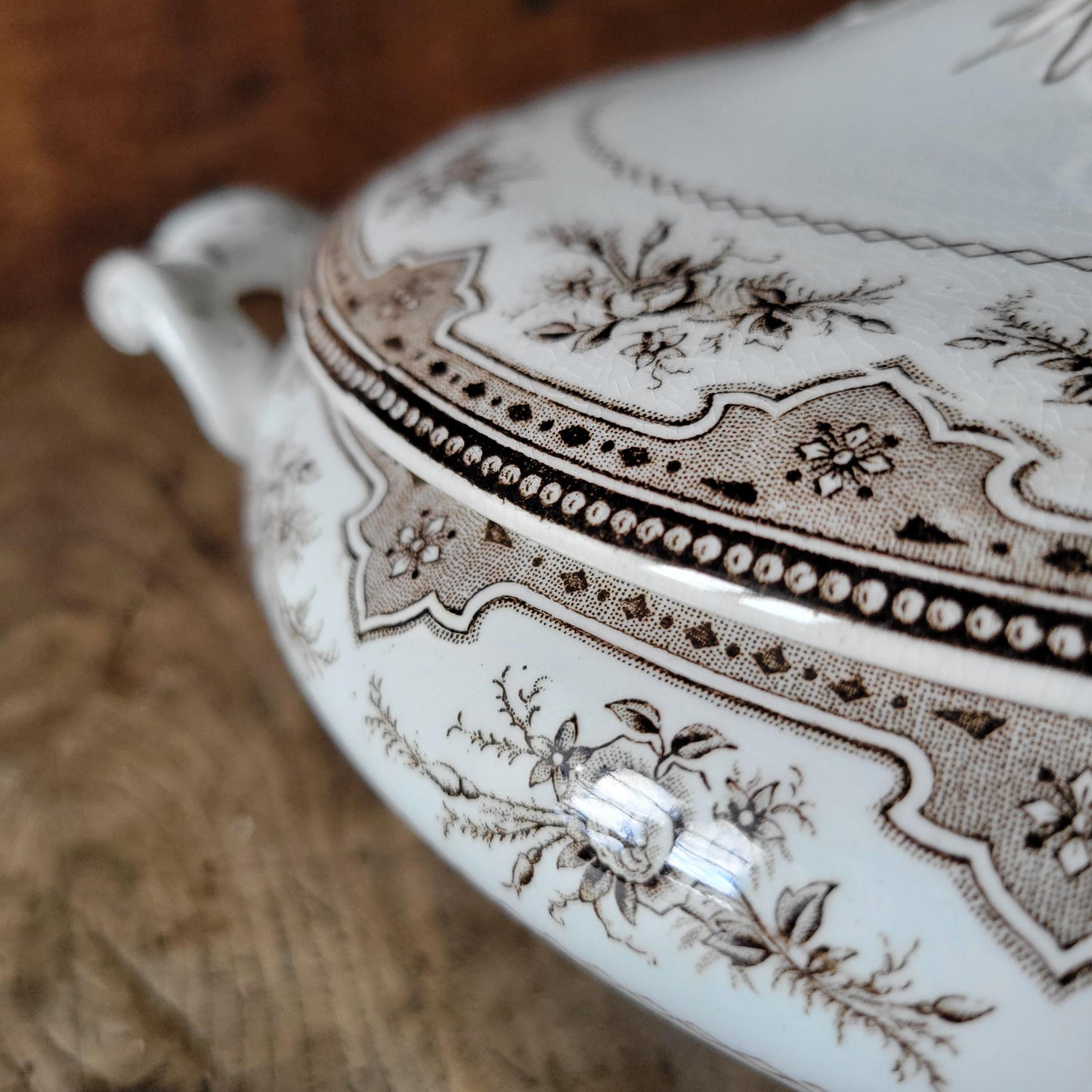 Antique Brown Transferware Soupiere / soup tureen, Onnaing "Roses Mousses",  France c1900.