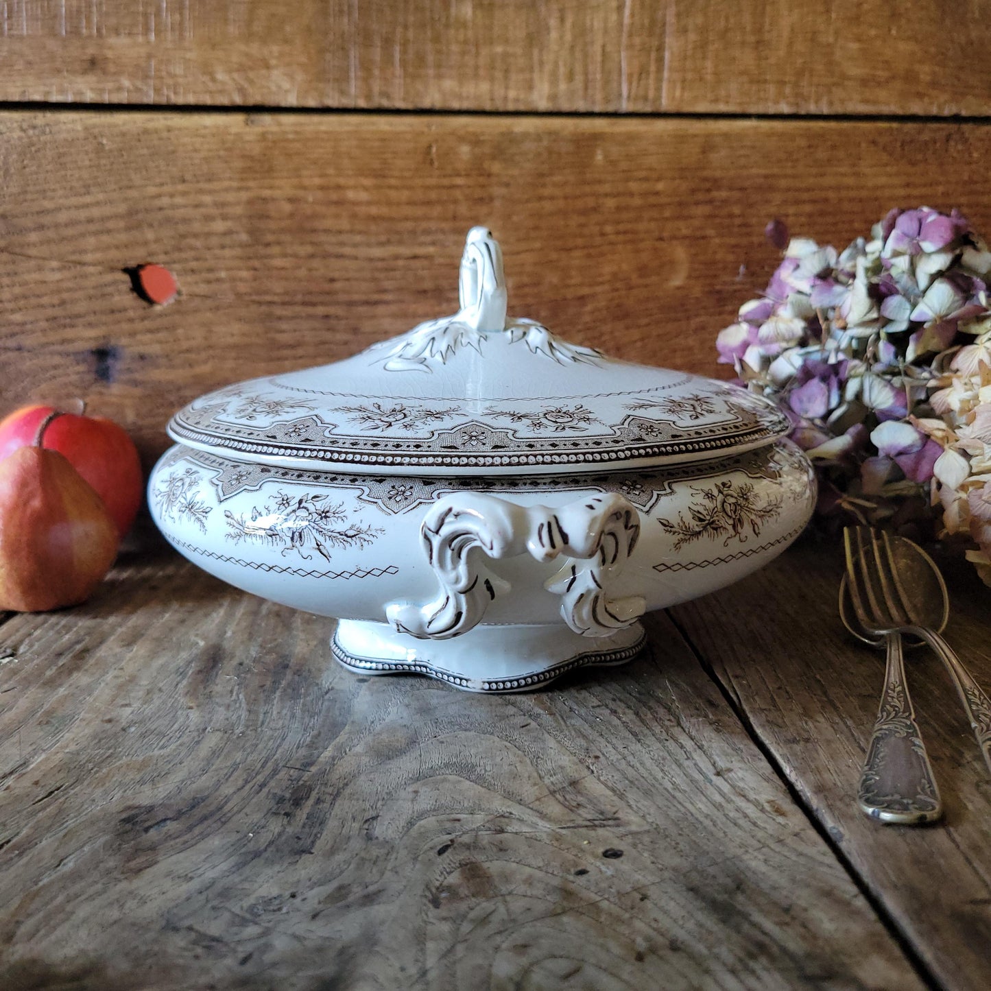 Antique Brown Transferware Soupiere / soup tureen, Onnaing "Roses Mousses",  France c1900.