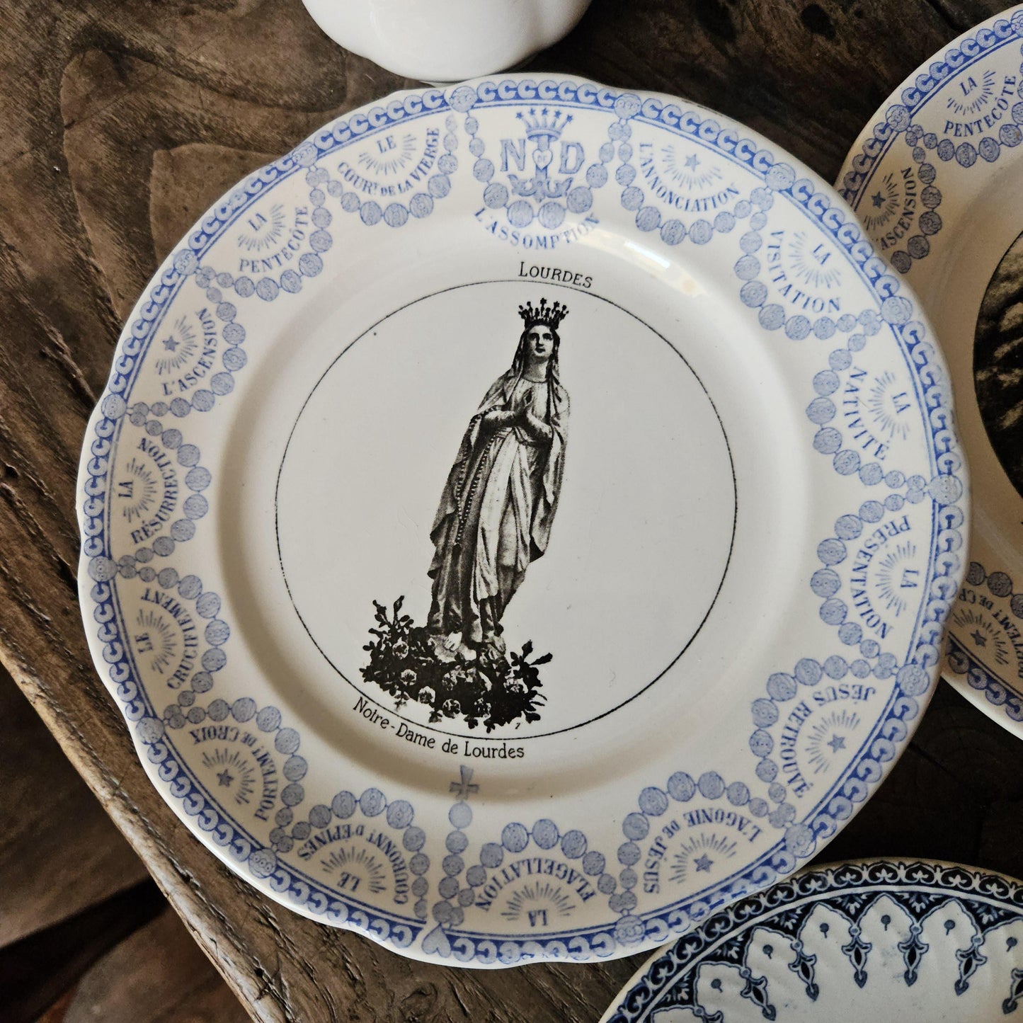 PAIR Antique Sarreguemines Lourdes Plates Blue Black Transferware France c1890 Virgin Mary