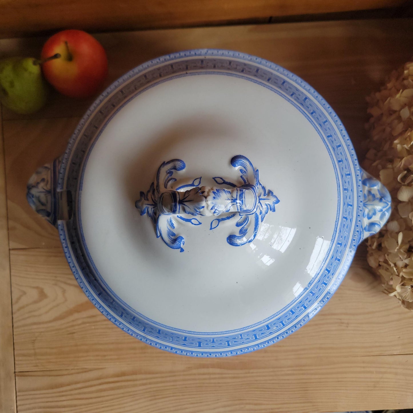 Large antique Copeland blue soupiere for Paris Central, c.1860