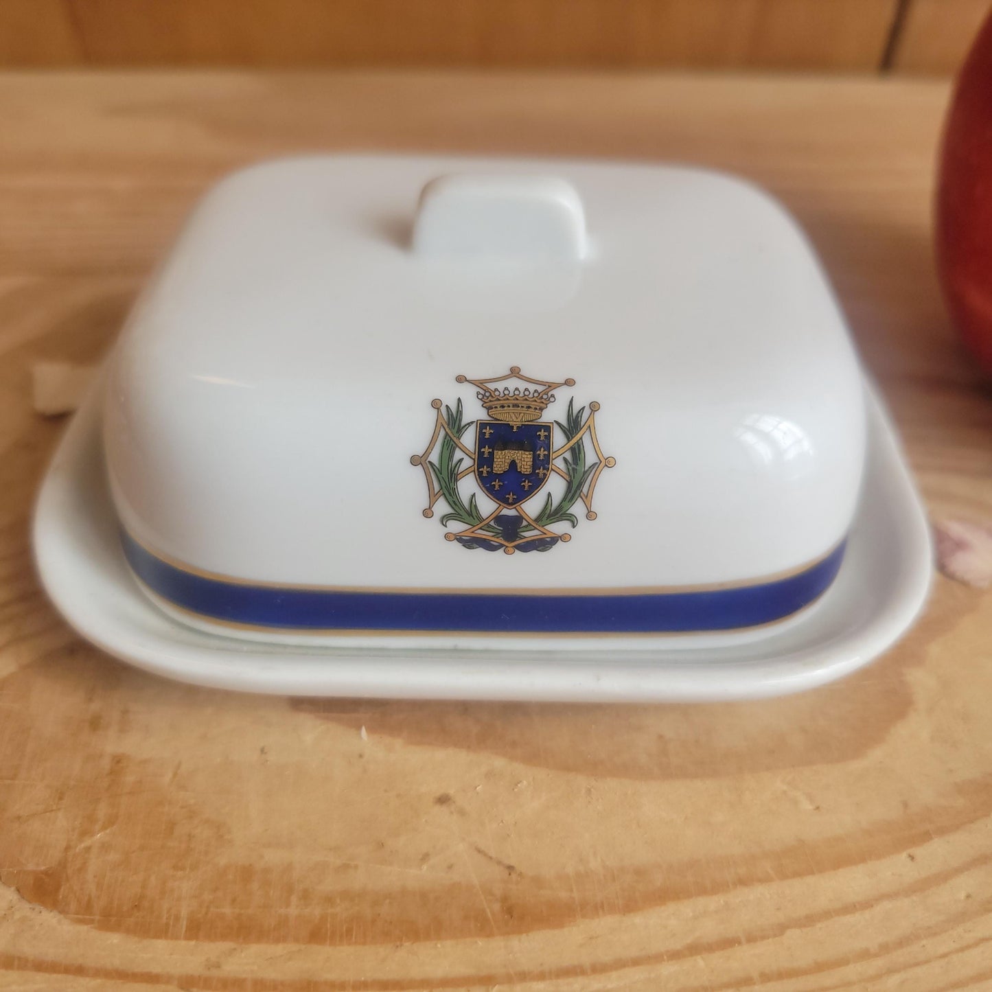 Porcelain Butter Pat / Caviar Cloche from Hotel La Barbacane, Cite de Caracassone, by Pillivuyt, France c.1970