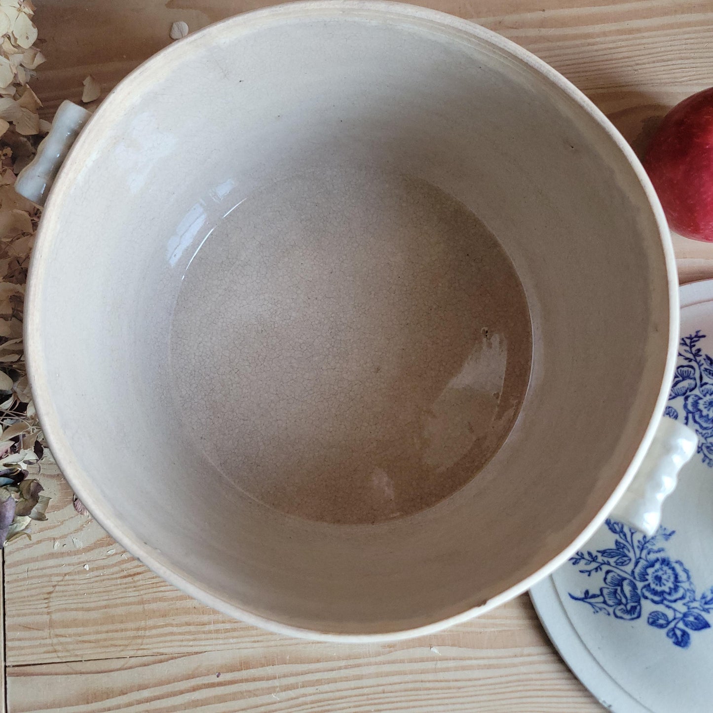 St Uze Stoneware Soupière with Lid, Blue Floral Decoration, France c.1920