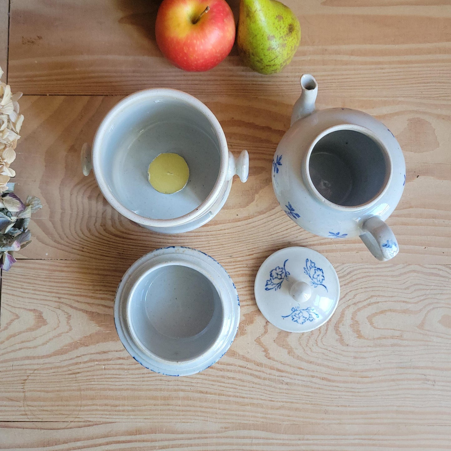 Rare Antique St Uze Théière Chauffante / Tea Warmer Set, Blue Floral Stoneware, France c.1890