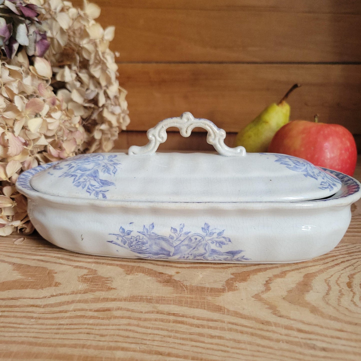 Antique Transferware Soap Dish with Lid, Lilac Blue Floral Design, France c.1890
