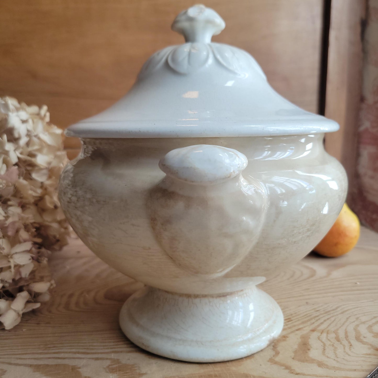 White Tea-Stained Soupière by Petrus Regout, Maastricht c.1880