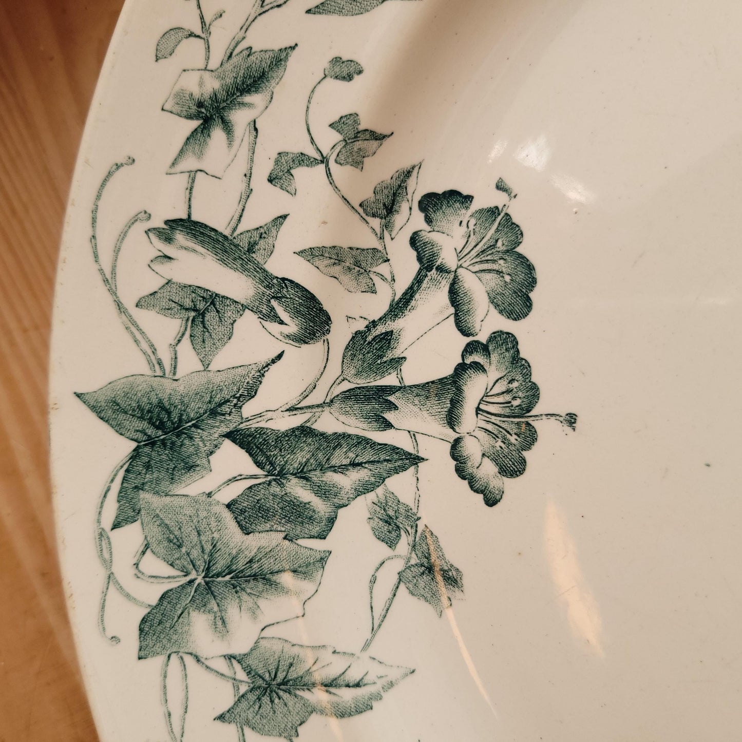 Large Green Transferware Platter, Creil et Montereau ‘Liseron’
