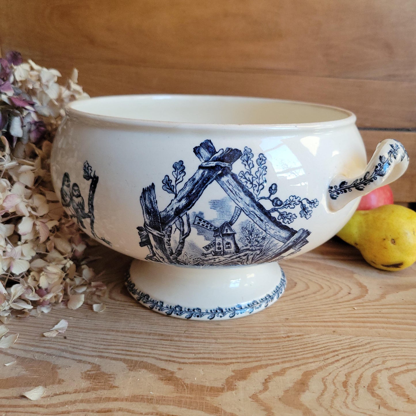 Antique Blue and White Transferware Soupière for Paris Department Store, France c.1900