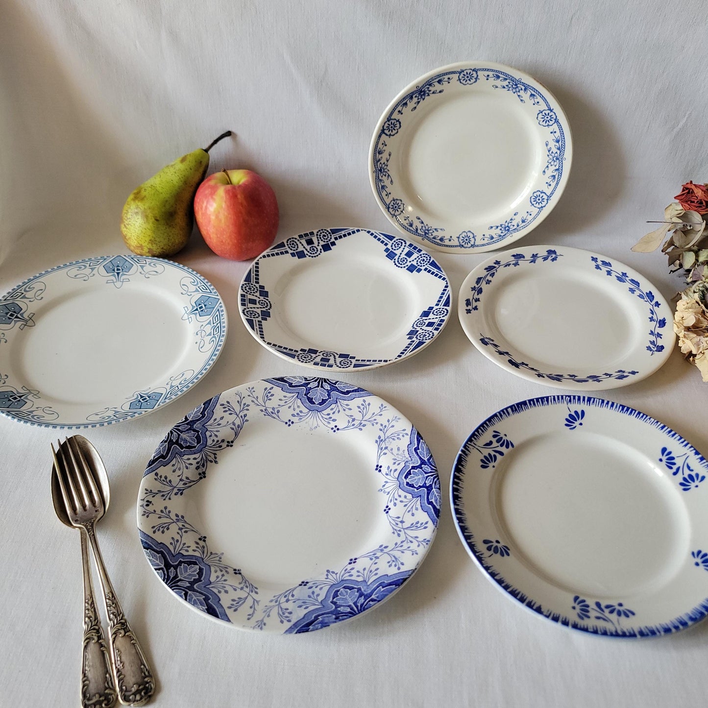 SET 6 mismatched vintage ironstone breakfast/dessert plates, blue and white transferware cottage style floral patterns, France c1880-1925