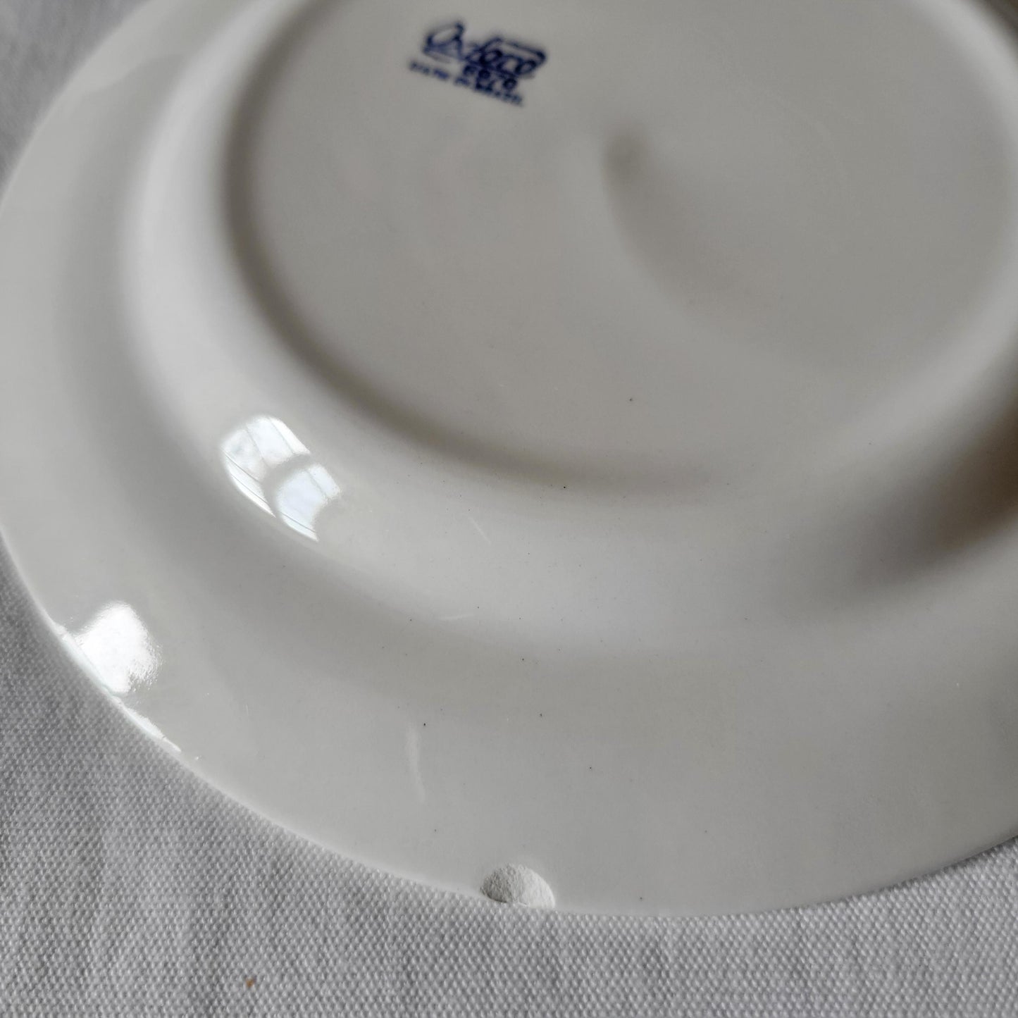 SET 6 mismatched vintage ironstone breakfast/dessert plates, blue and white transferware cottage style floral patterns, France c1880-1925