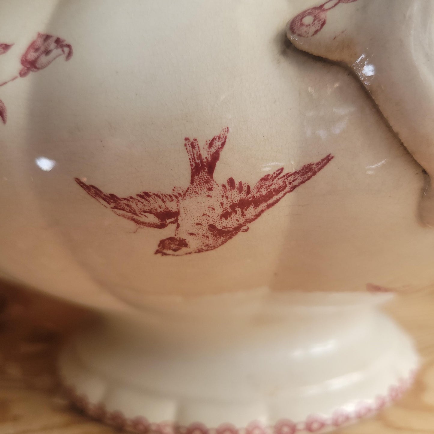 Antique Soupière in Russet Red ‘Régence’ Pattern with Birds, France c.1880