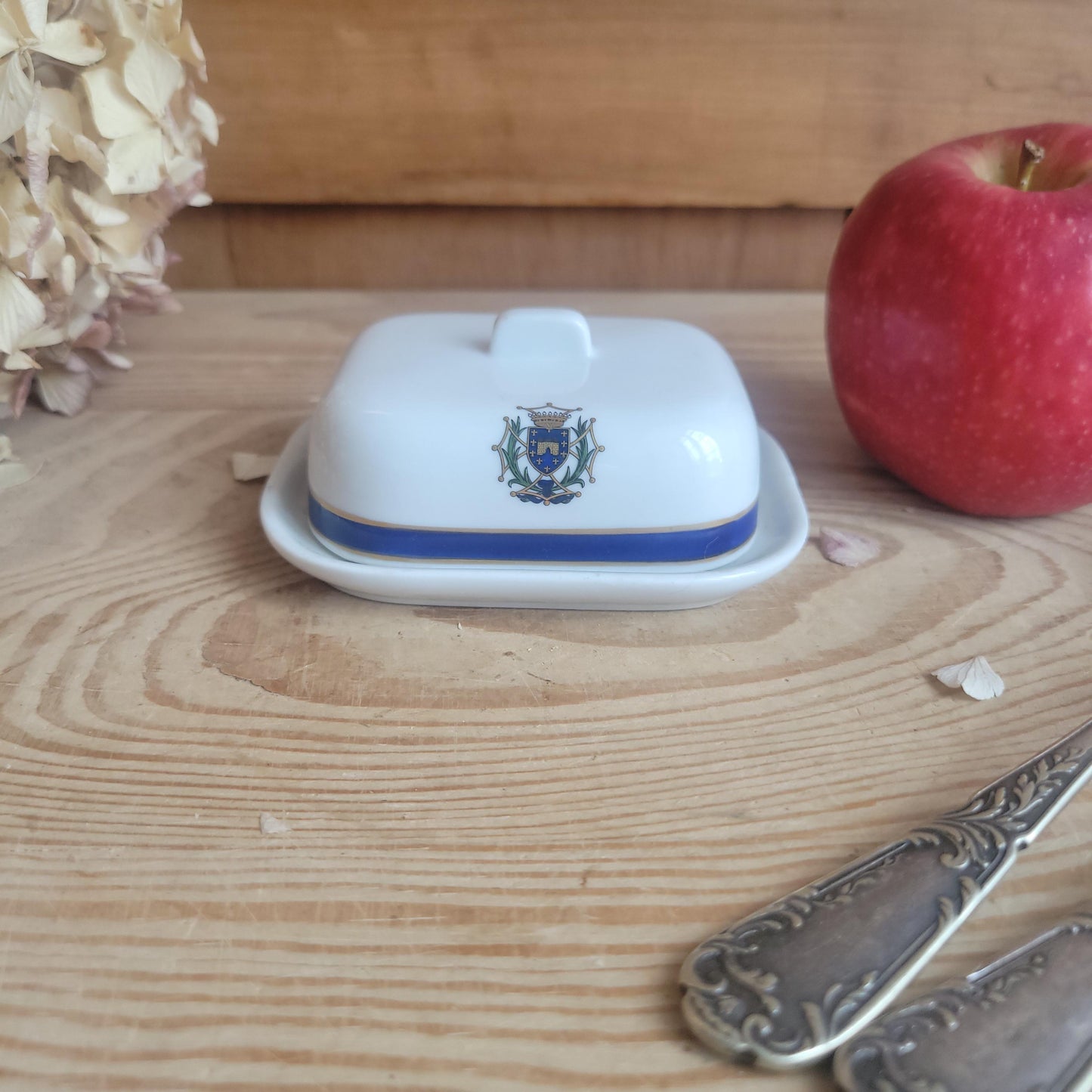 Porcelain Butter Pat / Caviar Cloche from Hotel La Barbacane, Cite de Caracassone, by Pillivuyt, France c.1970