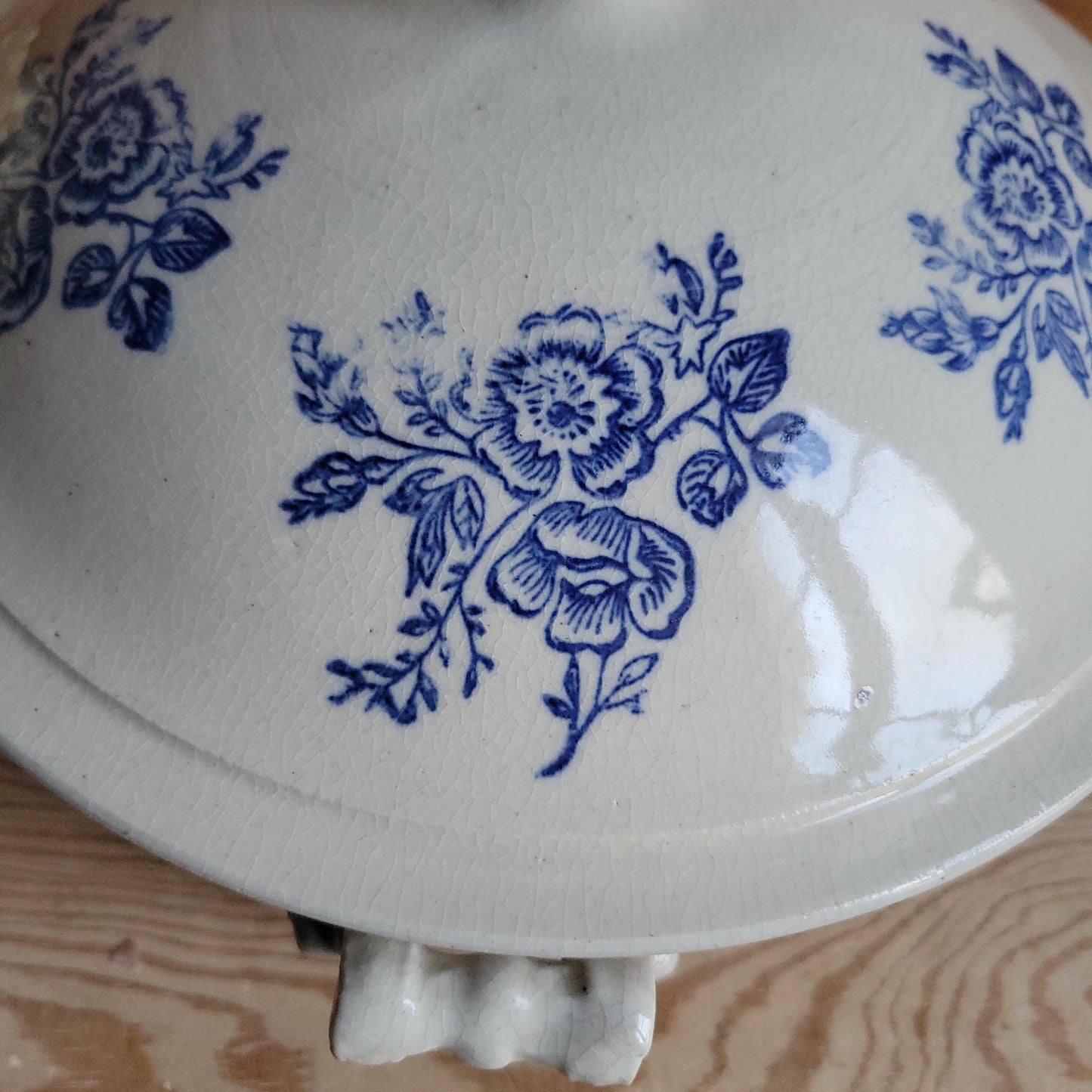 St Uze Stoneware Soupière with Lid, Blue Floral Decoration, France c.1920