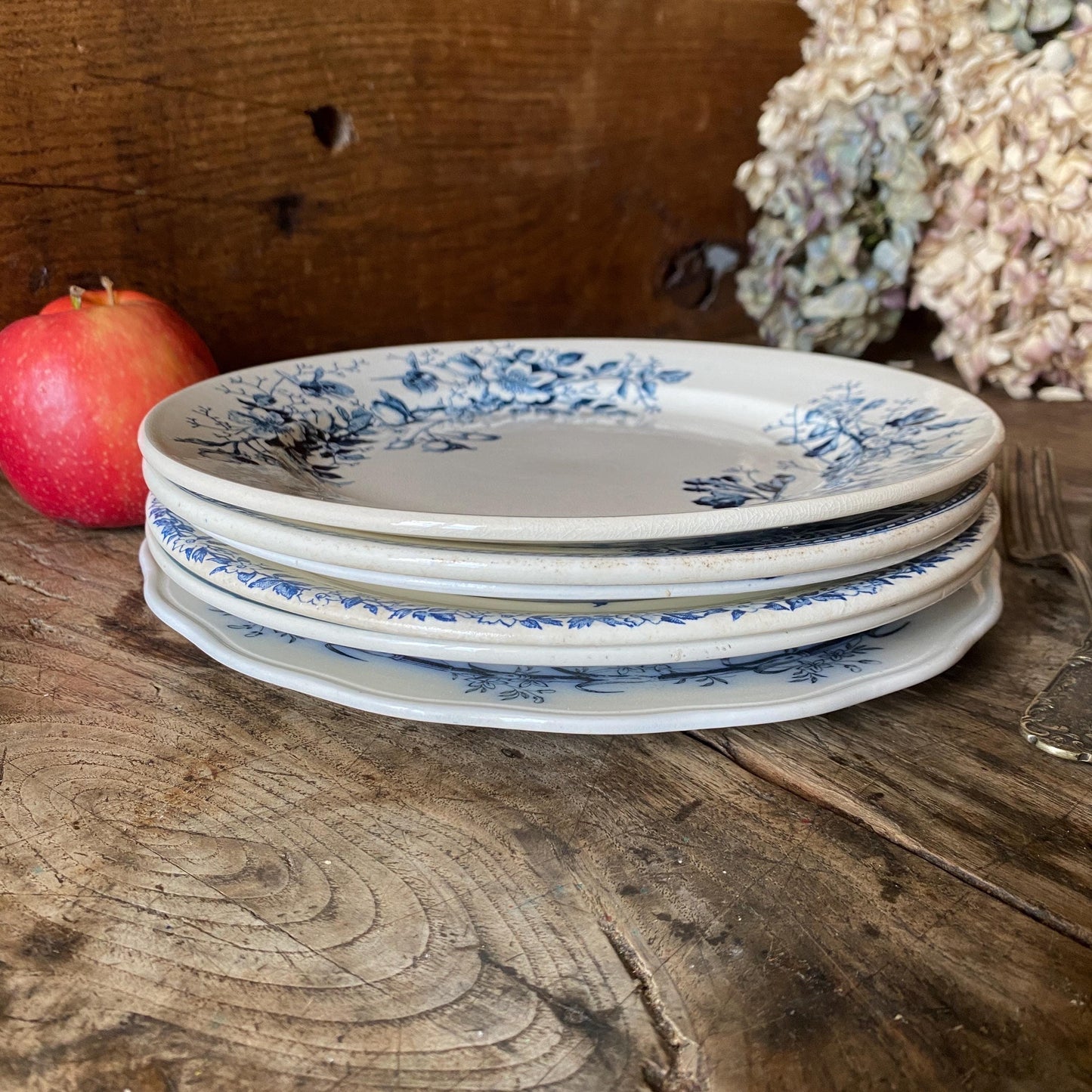 SET 6 mismatched antique ironstone dinner plates, blue and white transferware patterns, florals France c1880-1900