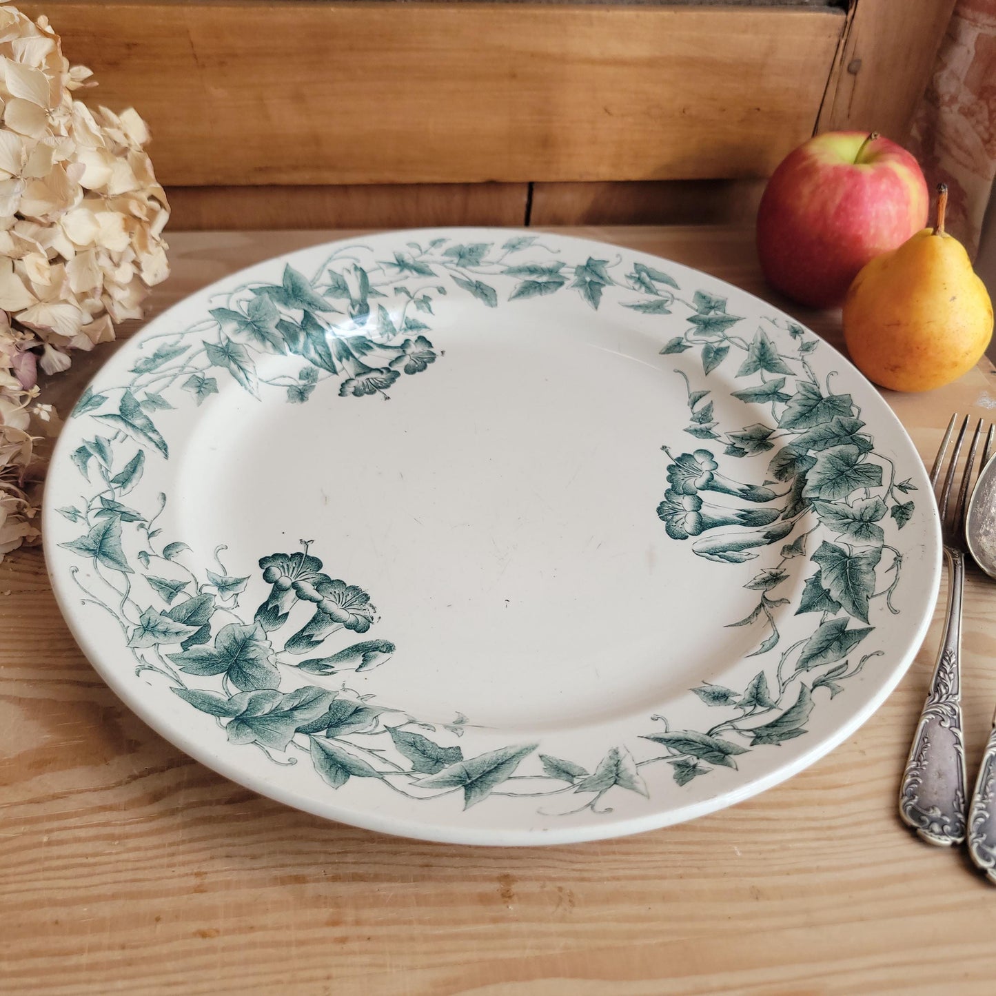 Large Green Transferware Platter, Creil et Montereau ‘Liseron’