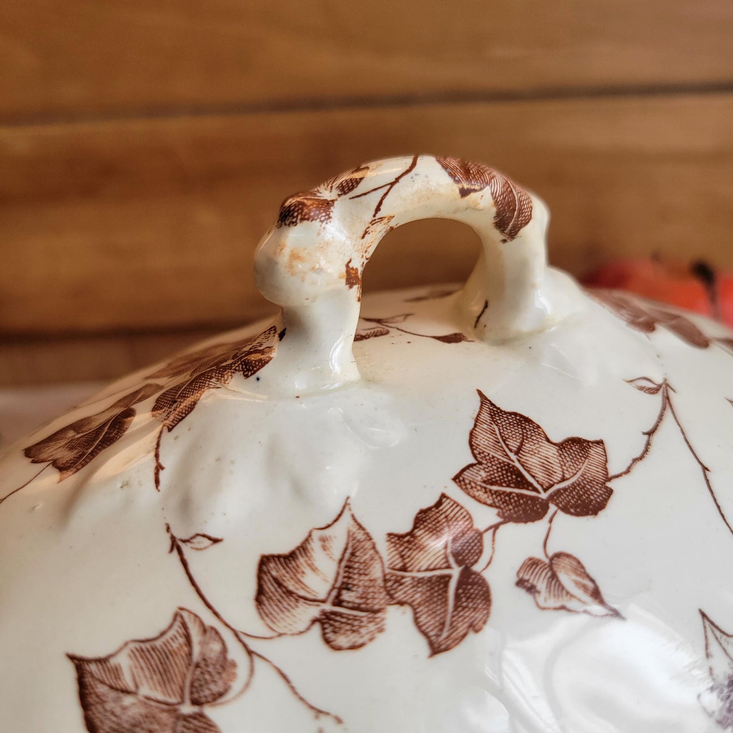Antique Saucière with Lid, Brown Transferware Ivy Pattern, Creil et Montereau France c1890