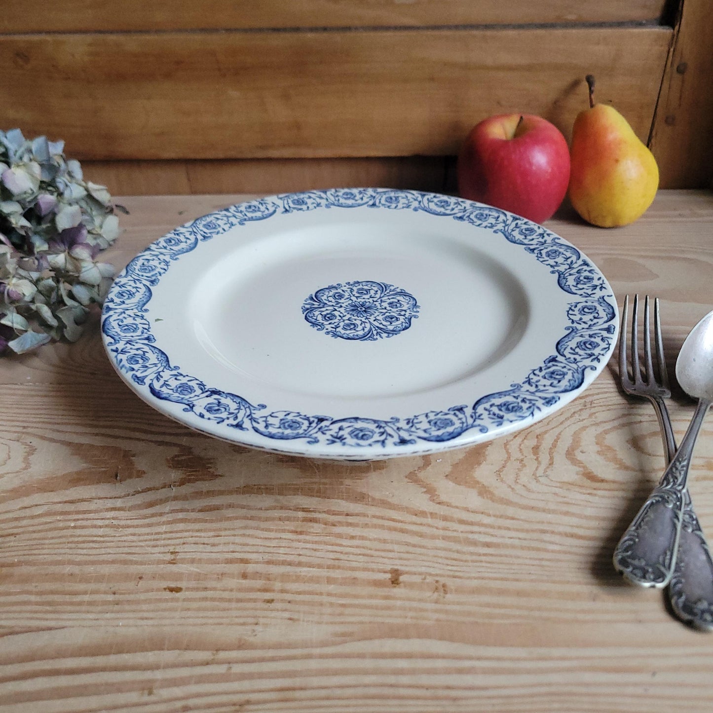 Gien ‘Biarritz’ Cake Plate in Teal Transferware, France c.1880