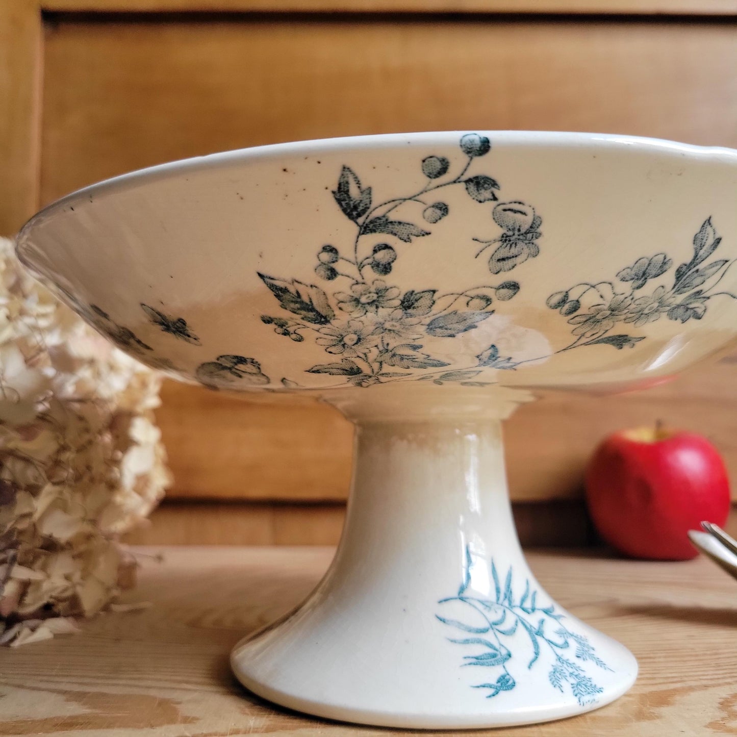 Elegant Longwy Compotier ‘Mignon’ with beautiful patina, Birds, Blue Green Transferware, France c.1880