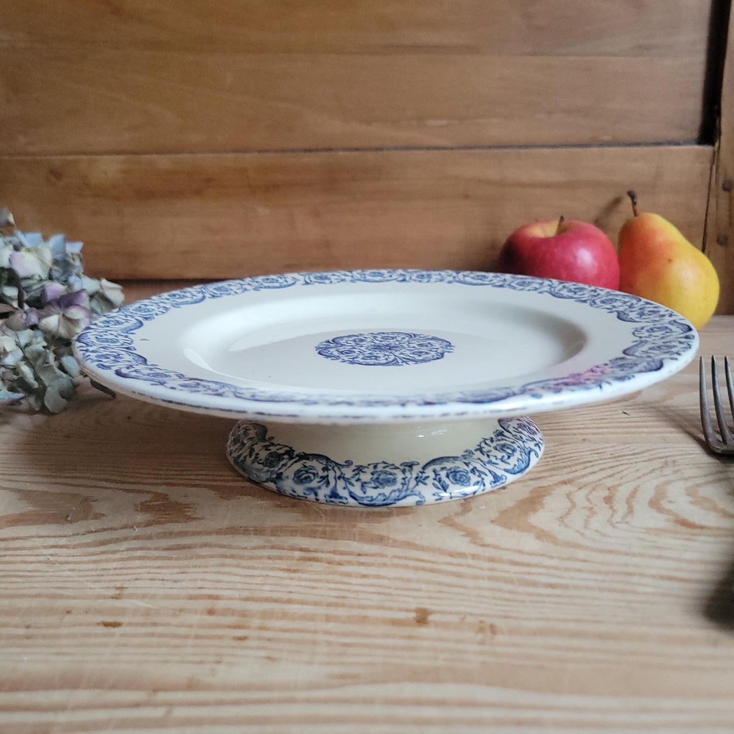 Gien ‘Biarritz’ Cake Plate in Teal Transferware, France c.1880