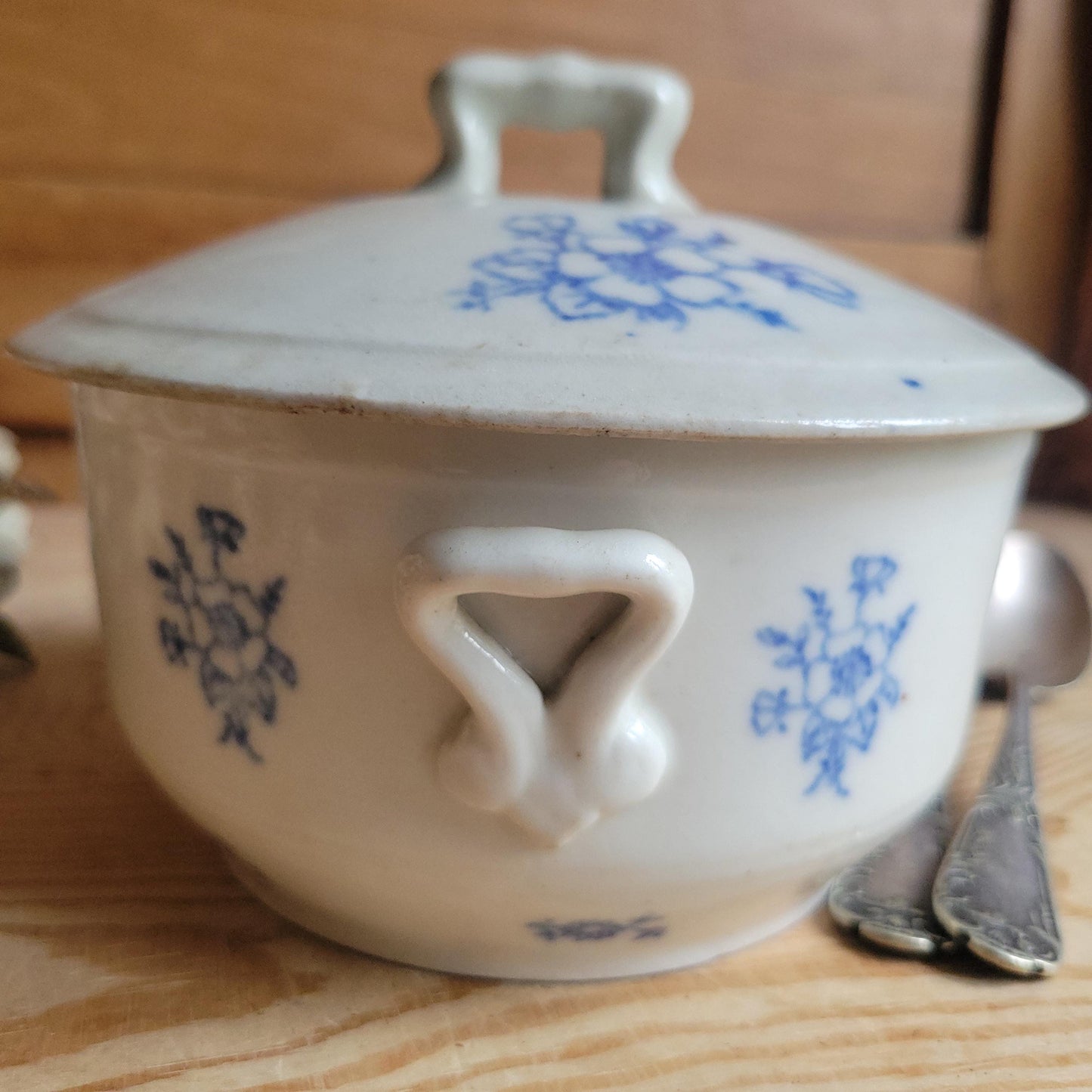 Small St Uze Soupière square form loop handles with Lid, Light Blue Floral Decoration, France c.1910