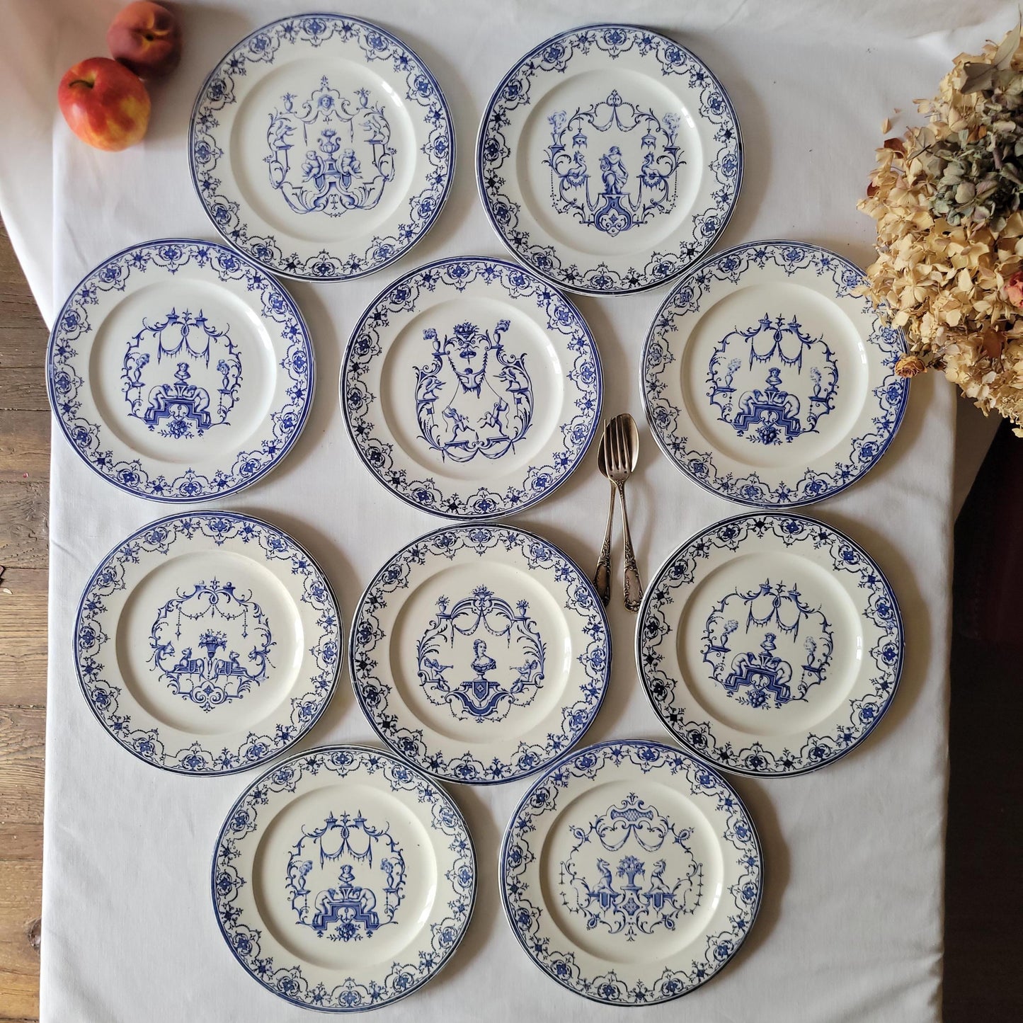 19thC Jules Vieillard 'Moustiers' French terre de fer antique dinner service, 10 place setting 39pc set, Neoclassical blue & white, France